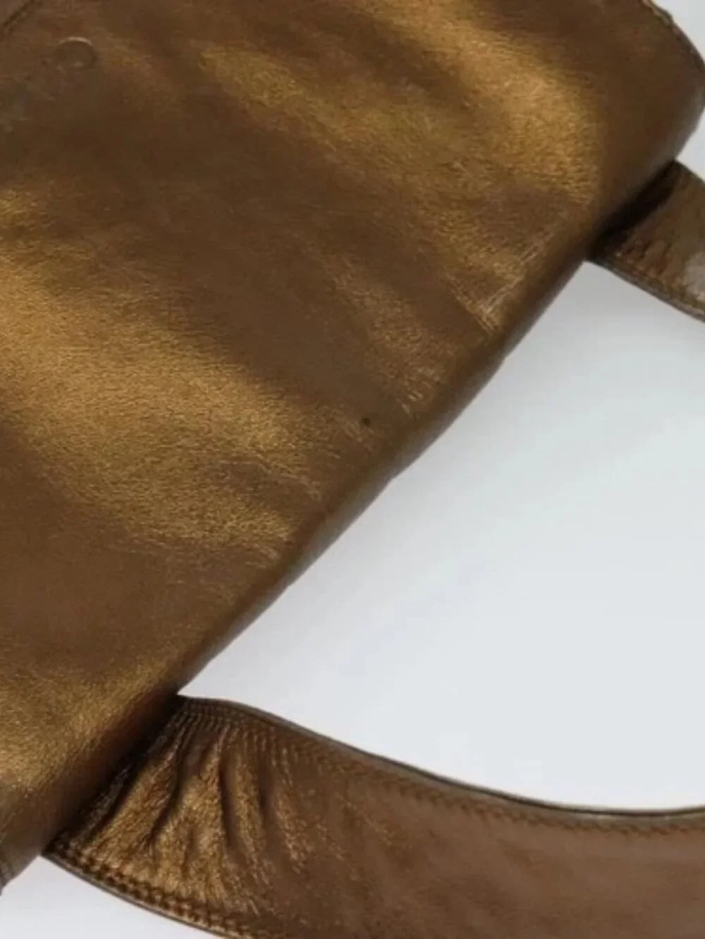 CHANEL Shoulder Bag Leather Brown Gold CC Auth bs24975